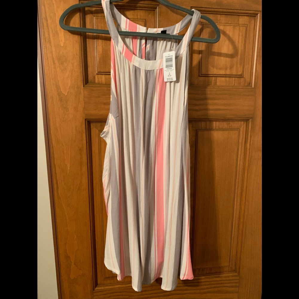 NWT Torrid Tunic in size 3